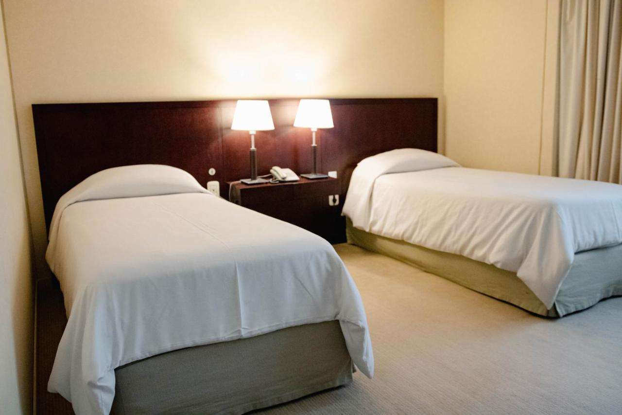 Bagu Urbano Hotel Posadas Bagian luar foto
