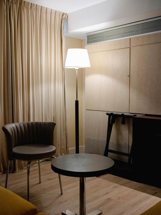 Bagu Urbano Hotel Posadas Bagian luar foto