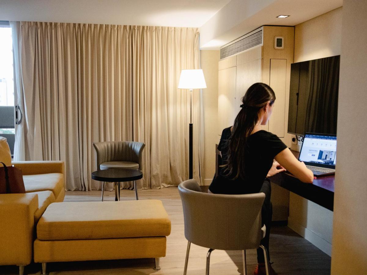 Bagu Urbano Hotel Posadas Bagian luar foto